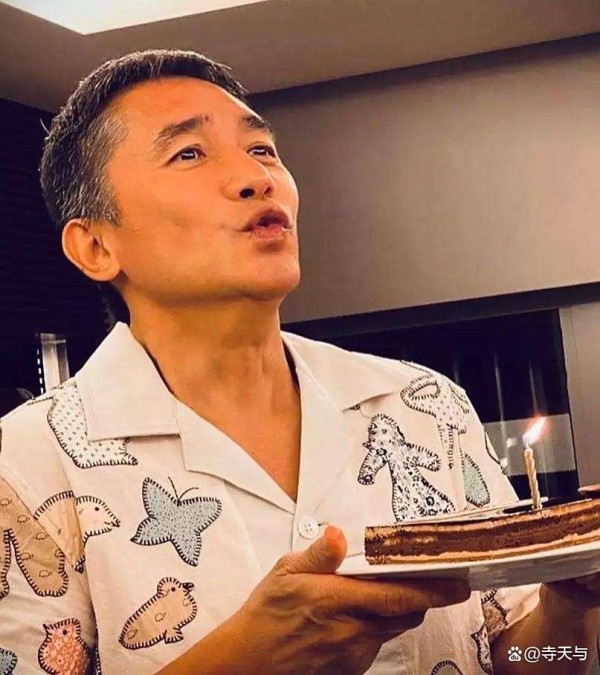 陈冠希梁朝伟深度对谈，揭开二十年跨代友谊与生活细节背后故事