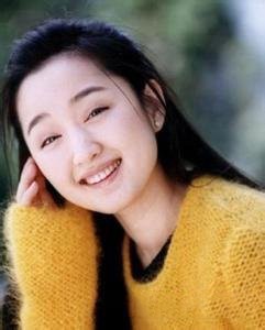 杨钰莹出道前曾多次被潜规则 被多少人睡过的青春史