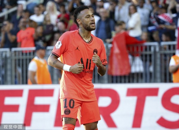 内马尔：球迷就像女朋友一样 冷战之后抱一抱就和好了