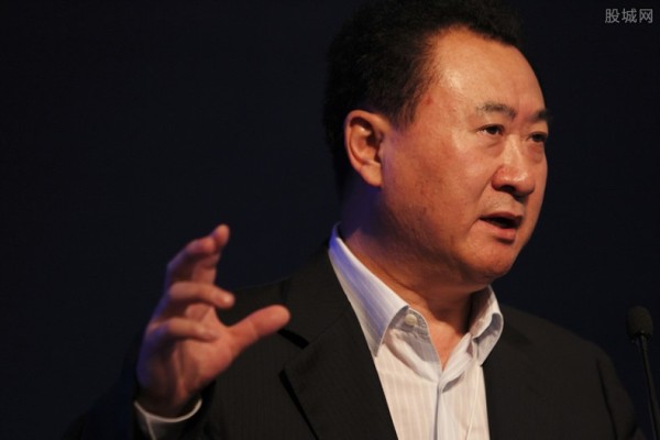 王健林与朱婷婷关系