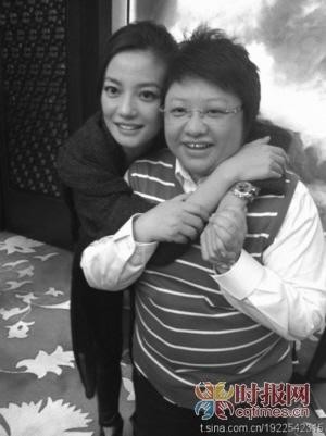 揭秘赵薇好人缘:王菲赞其真诚 姜文夸她能干(图)4