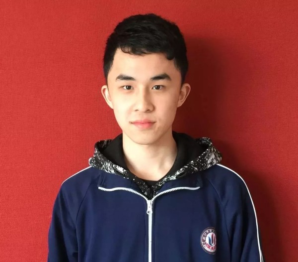 【感动】1+1+1+1+1=1！