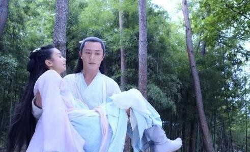 为什么公主抱都只拍近照？真相刷新三观，原来有“工具”加持