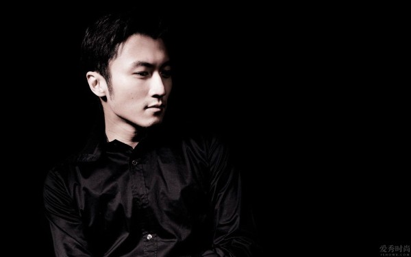 向华强个人资料 向华强谢霆锋什么关系？向华强为什么怕谢霆锋 