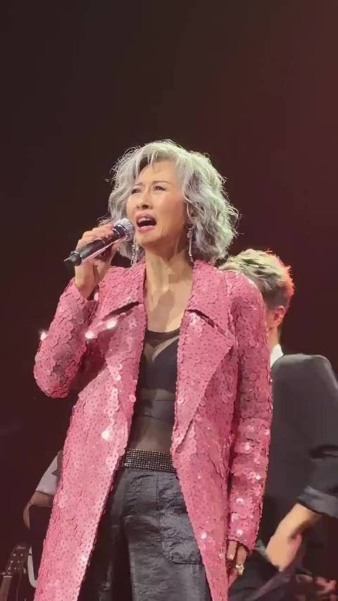 叶倩文经典唱法引热议,潇洒走一回至今难忘