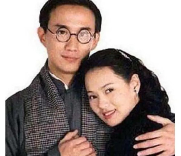 黄磊周迅重聚，牵出了这部剧谜样的情史，黄磊3次绯闻2次跟它有关