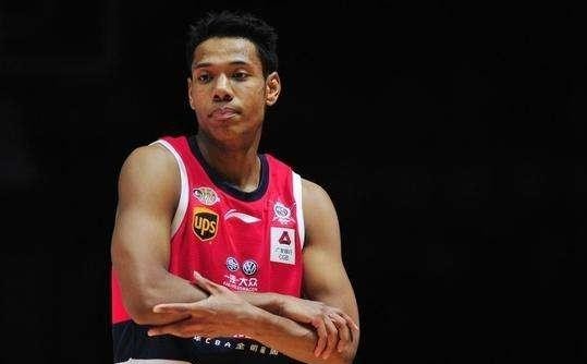 这就是灌篮祝铭震和张宁再现CBA全明星赛! 北大6人入选联队!