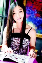 华西都市报：像明星那样包装作家