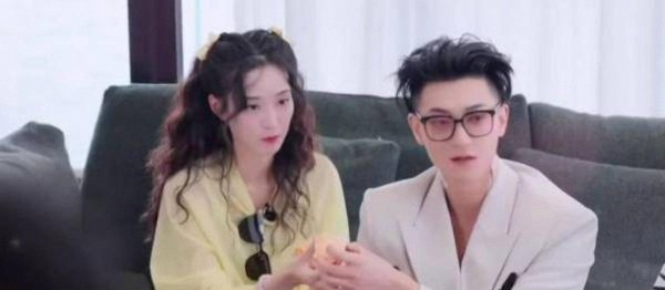 娱乐是个圈,明星关系复杂纠缠,四个人的故事一言难尽,互联网永远不忘他们的过往