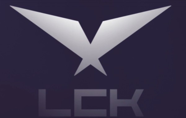 昔日冠军AD转会被战队戏耍！NS拿Viper狂压Ghost年薪