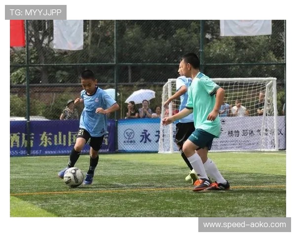 长治足球十佳球星荣耀揭晓，优秀球员引领本地足球新风潮