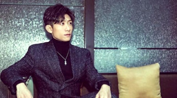 明星困境：转型、标签与舆论风波