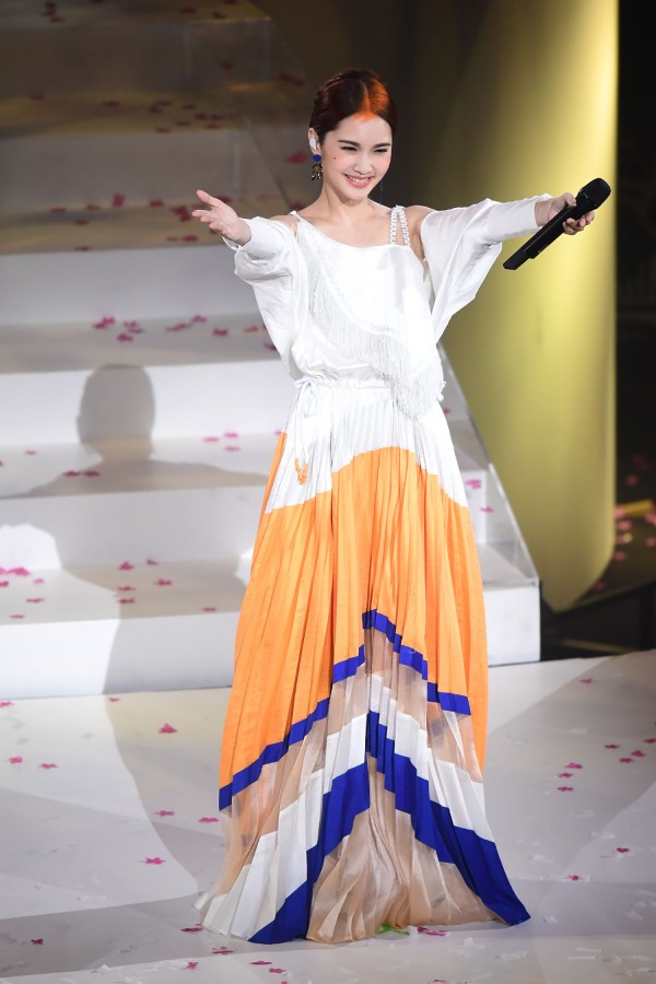 杨丞琳重庆演唱会经纪人丨杨丞琳重庆演唱会经纪公司丨杨丞琳重庆演唱会代言费丨星丨明星档案丨杨丞琳重庆演唱会出场费多少丨杨丞琳重庆演唱会商演价格丨明星代言公司丨明星经纪公司丨歌手杨丞琳重庆演唱会个人资料简介