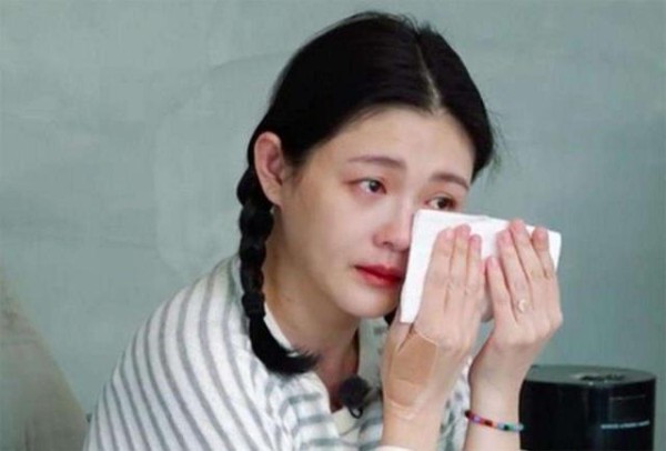 赵丽颖和王一博合作被嘲蹭流量，为何女星生子后市场竟这么残酷？