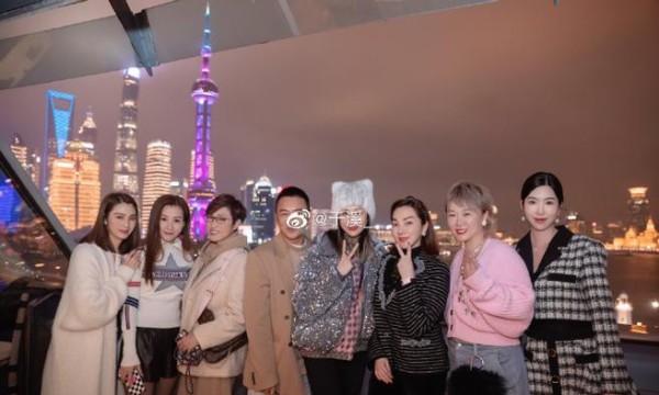 和明星接触 人物 第1张