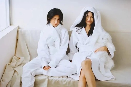 欧阳娜娜个人生活方式品牌定价引争议