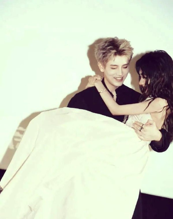 婚礼式剧宣与CP营销:明星活动的新趋势