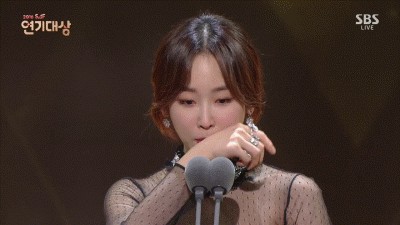 明星求生欲合集,看一遍笑一遍,明星的各种搞笑的瞬间!