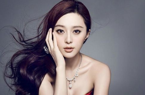 李晨的4位前女友:个个都是高颜值,最后一位才是人间极品!【微发信息网】