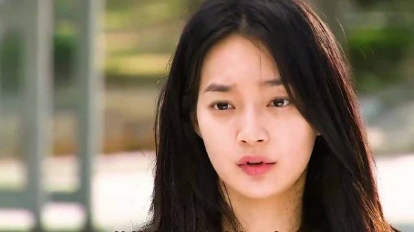 韩国酒窝女神申敏儿和金宇彬官宣结婚！