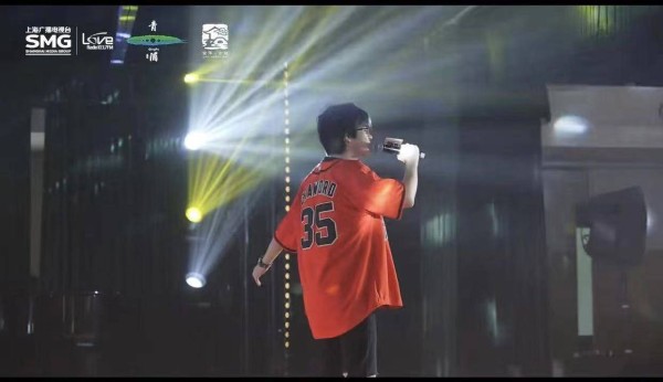 新晋艺人毛家和在《我爱金曲榜》中斩获全国佳绩