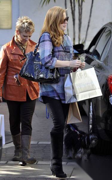 新年明星出街 穿出时髦新气象 第2张