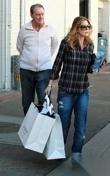 新年明星出街 穿出时髦新气象 第3张