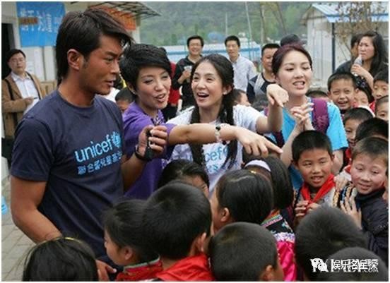 慈善晚会成了作秀晚会, 不图名利的明星只有这几位了