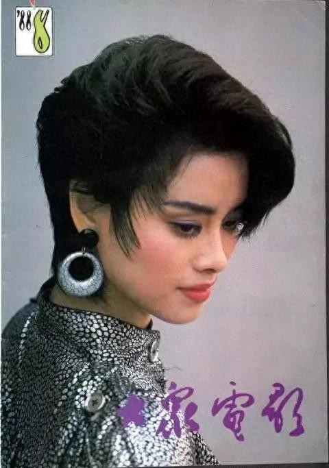 你认为华语歌坛十大女歌手是谁？