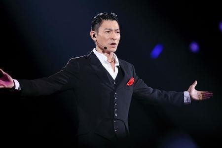 华仔宣布退出娱乐圈!真想让人心疼!