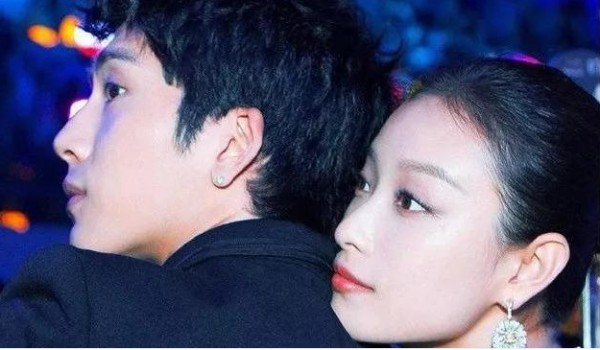 名字“倒过来念”的读音竟一模一样，这些明星的名字厉害了！