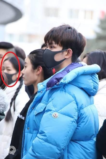 吴磊北电艺考戴口罩，和王俊凯比太“迷你”，能成为王俊凯师弟吗
