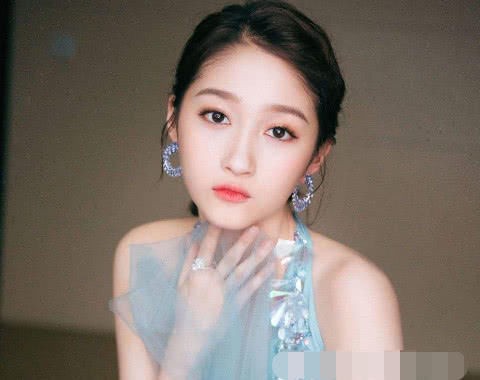 从“北电”毕业的3位明星，关晓彤上榜，有一位在联合国发过言