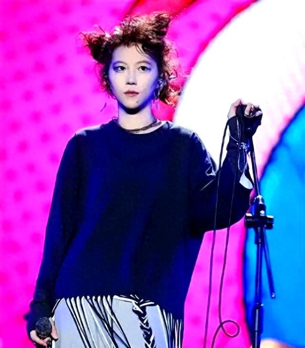 童霏引力：从音乐到商业的多元跨界之路