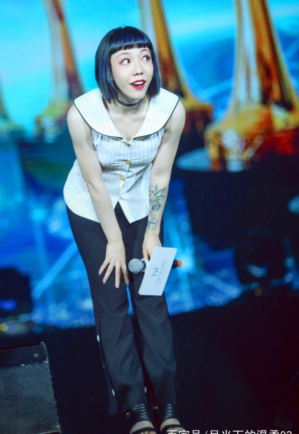 《中国好声音》有7个冠军学员，但只有一个女生，却只有她红了