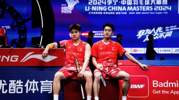 2025年北极羽毛球公开赛10日赛程全解析，赛事焦点与选手表现备受关注，精彩对决一触即发