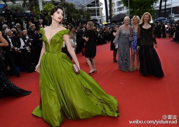 中国影星为什么爱去戛纳“蹭红毯”？丨壹读百科