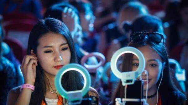 聊一聊，网红经济的崛起和演变