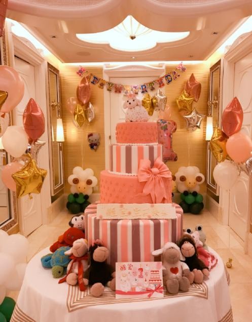 明星子女生日宴哪家强！章子怡家太奢侈，而李湘家堪比婚礼现场！