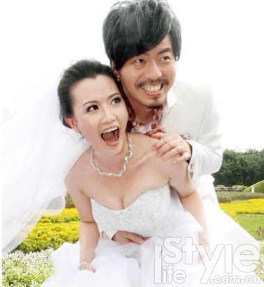 黄国伦和寇乃馨