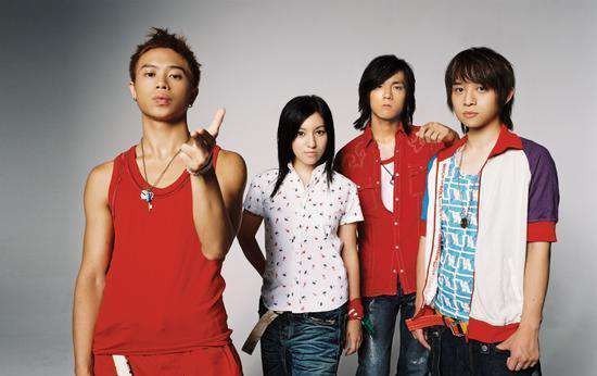 4个红极一时的偶像组合，都记得的人暴露年龄，他们仍有超高人气