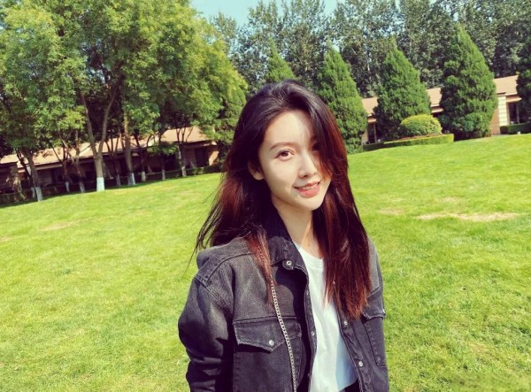 明星艺人的全方位转型与挑战