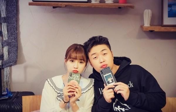 正在热恋的4对明星情侣，鹿晗关晓彤不算什么，最后一对颜值超高