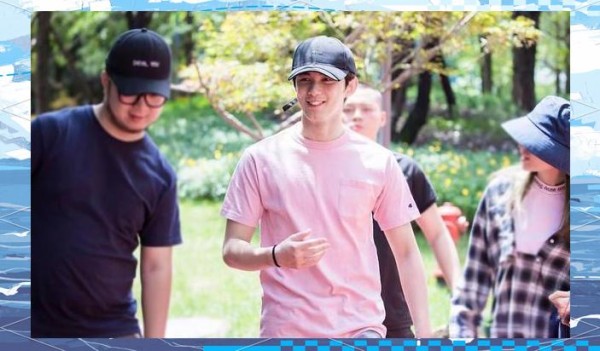 明星工作室模式与艺人发展：自由与专业的双重考验