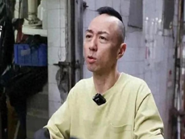 餐厅打工背后的明星辛酸史：谁的奋斗让人潸然泪下？