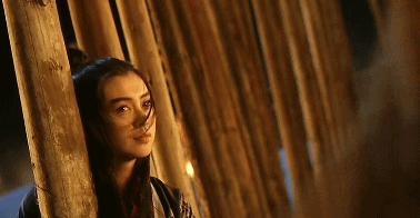 王祖贤她们这样的明星退出娱乐圈靠什么生活？