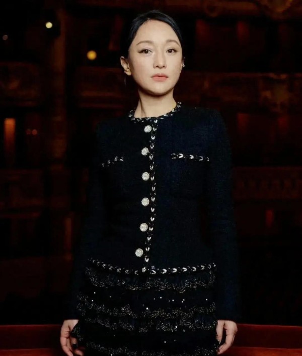 内娱女明星的时尚风云榜：谁才是真正的时尚女王？