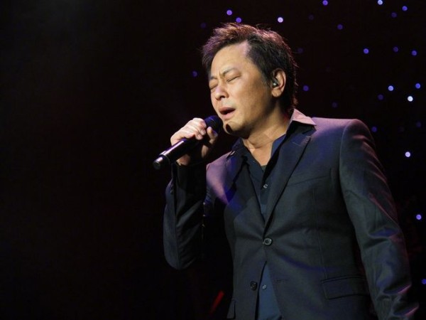 “华语乐坛巨星”王杰:一生坎坷,不退缩、不妥协,逆流而上!