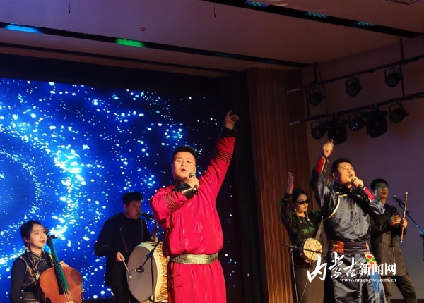 青春之约 燃情星城