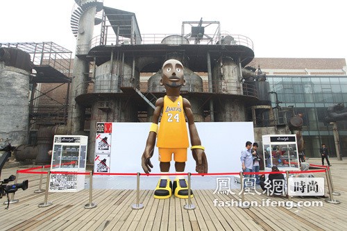 sneaky是服装潮牌 CHIC-潮流品牌展激发十月“潮能量”